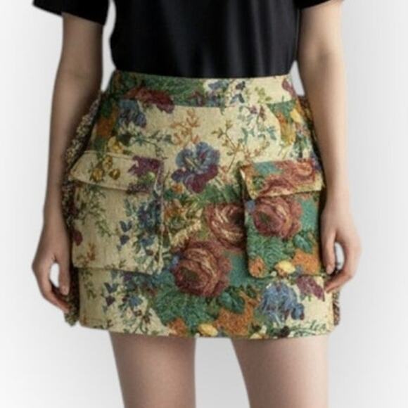 Micas Dresses & Skirts - Micas Jacquard Frayed Pocket Mini Skirt – XL